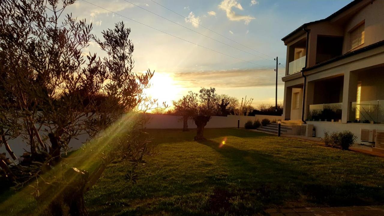 Villa Smile Ližnjan Buitenkant foto